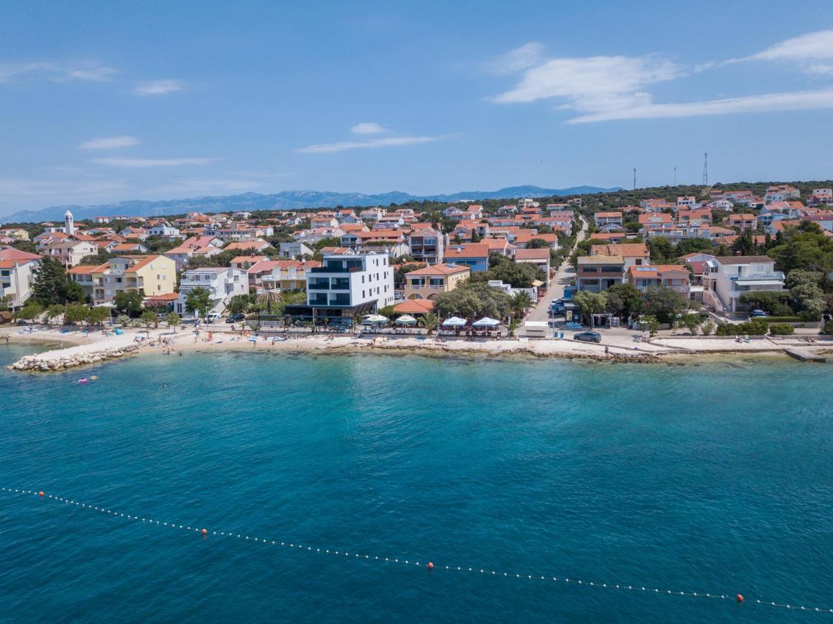 Apartmani Plazibat Мандре Экстерьер фото