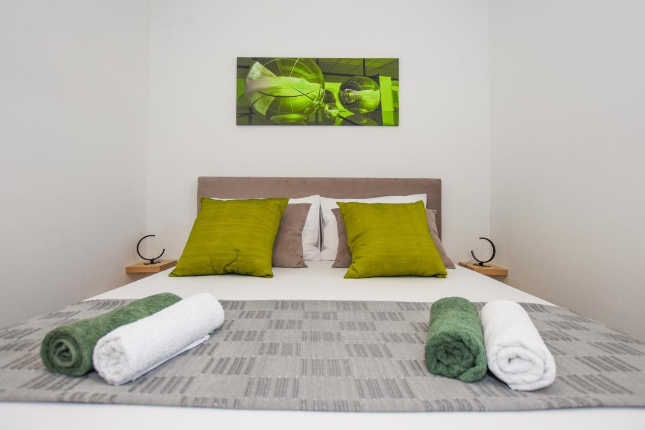 Apartmani Plazibat Мандре Экстерьер фото