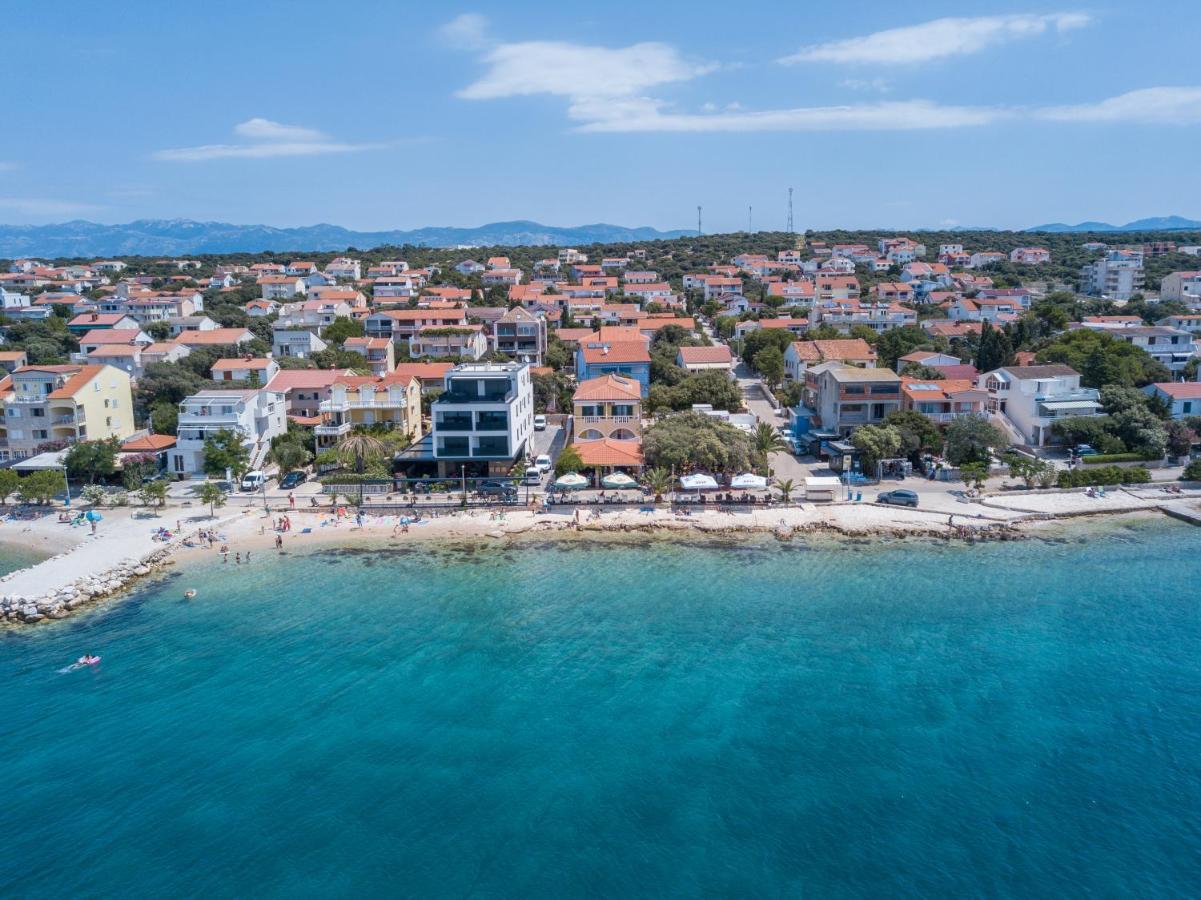 Apartmani Plazibat Мандре Экстерьер фото